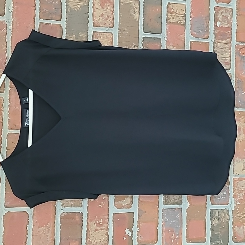 New York & Company Black V-Neck Blouse, Size Small